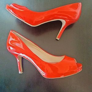 Vince Camuto Red Peep-toe Kira Kiley Patent Leather Heels - Size 8.5 🇺🇸